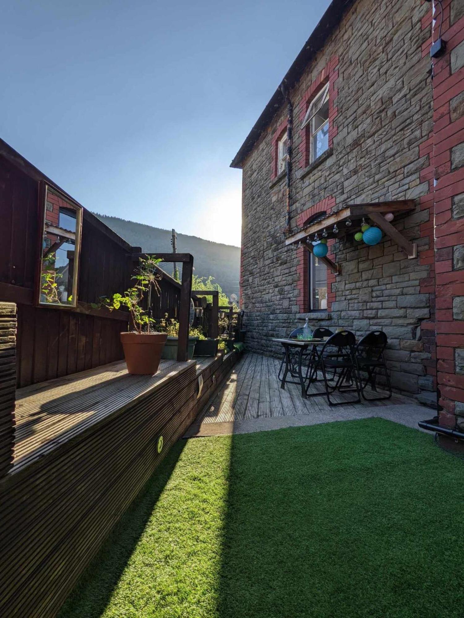 & Bunkhouse *